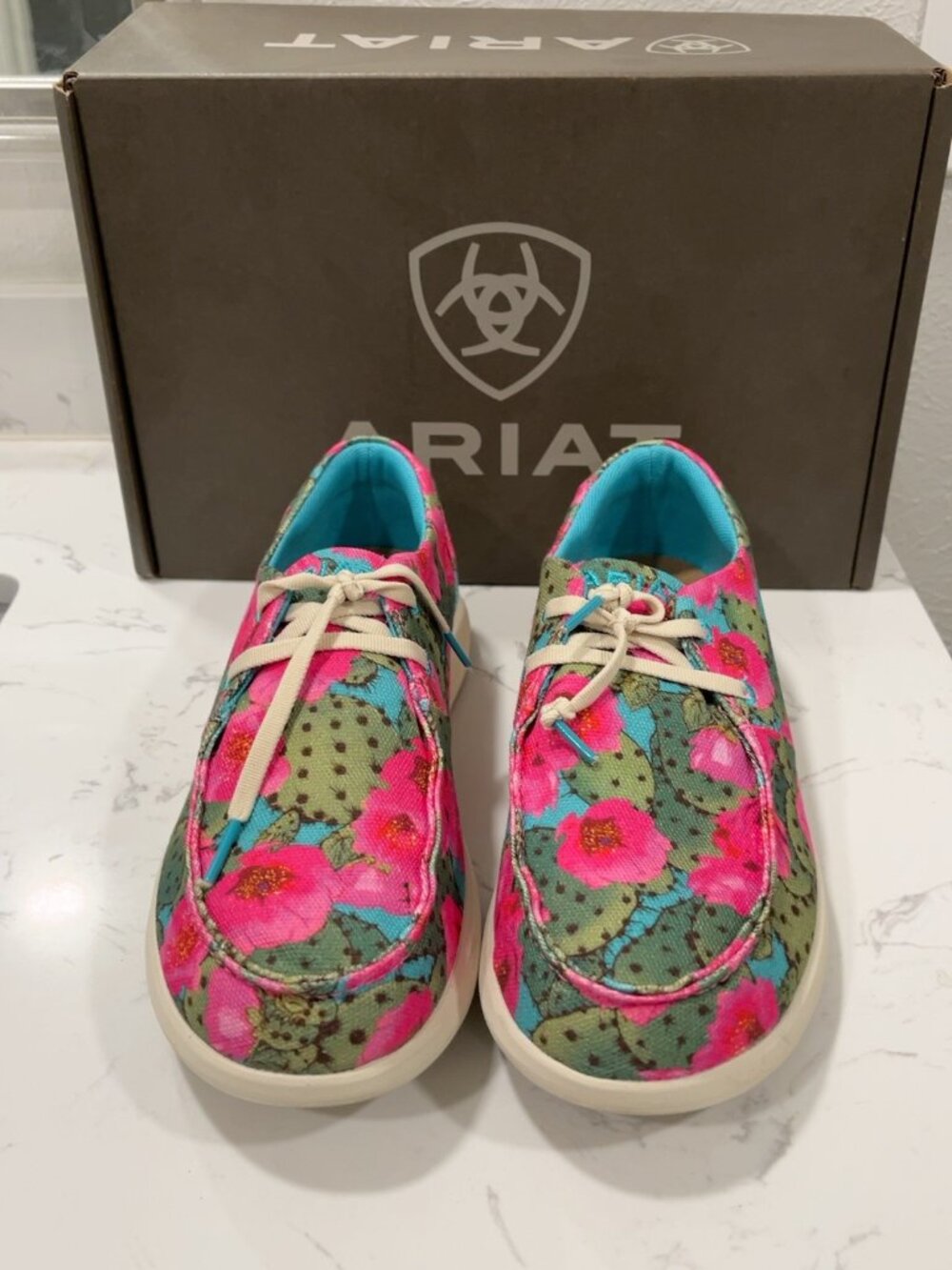 *DIVORCE SALE😀*🌵 Ariat Women’s Hilo – Prickly Pear 🌸